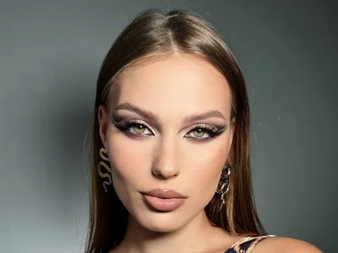 live sex video model AdelinaKert