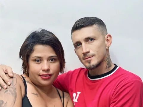 cam stream model AgathaAndMateo