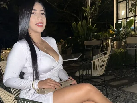 cam live show model AinhoaBlue