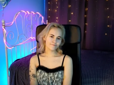 webcam chat model AliceHarrington