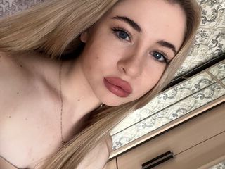 pussy cam model AliceHolsons
