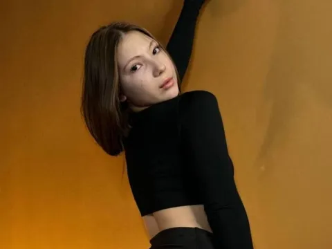 jasmine cam2cam model AlishaBey