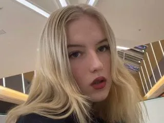 adult webcam model AllisonBlairs