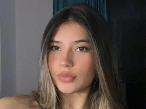 live online sex model AmberBenavidez