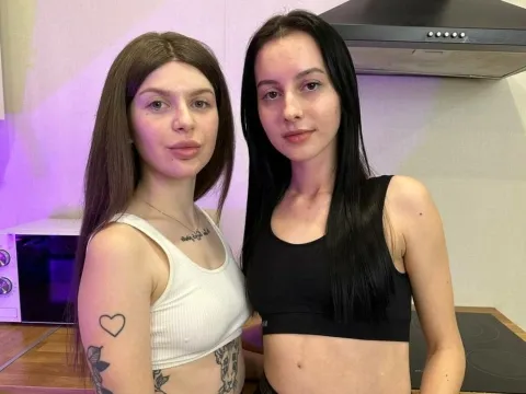 teen cam live sex model AmeliaandTrisha
