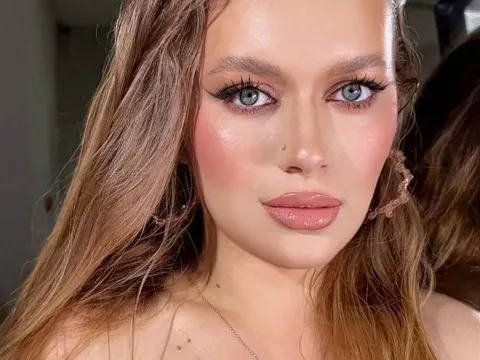 live sex club model ArielAprile