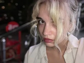 live sex talk model BlumEvans