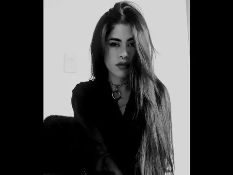 adult webcam model CamilaAmato
