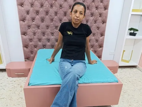jasmin live cam model CristhinaThomson