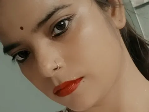cam chat model CutePriyaa
