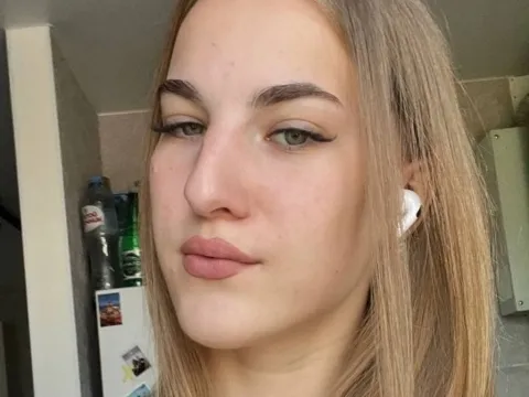 adult live chat model DakotaBoo