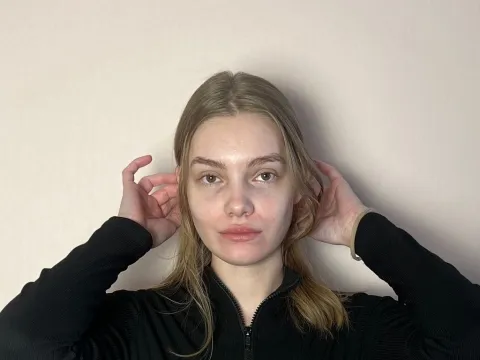 webcam sex model DarelleCarvin