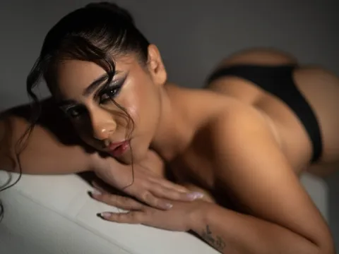 live now model DevonPeaarson