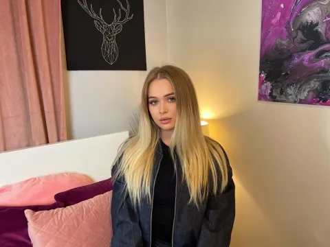 live sex cam model DonnyHoneyy