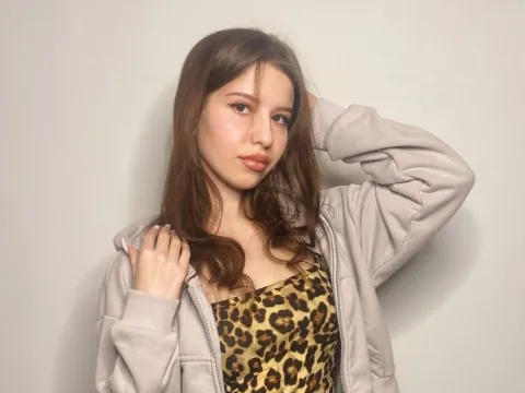Tener un chat en directo con la modelo cámara web DorettaEvett