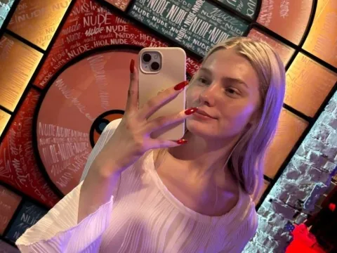 Tener un chat en directo con la modelo cámara web EleneAxley