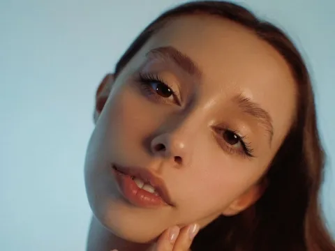 live sex camera model EllyGilmoon