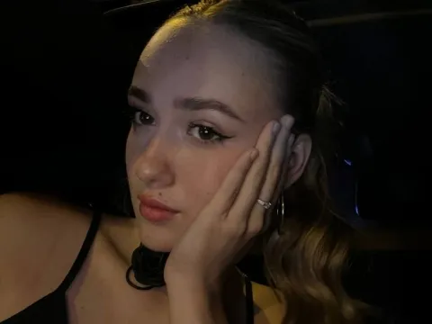 live webcam chat model ElviaHavins