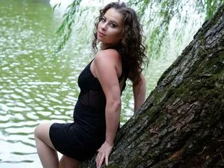 adulttv chat model EmaAlyssa