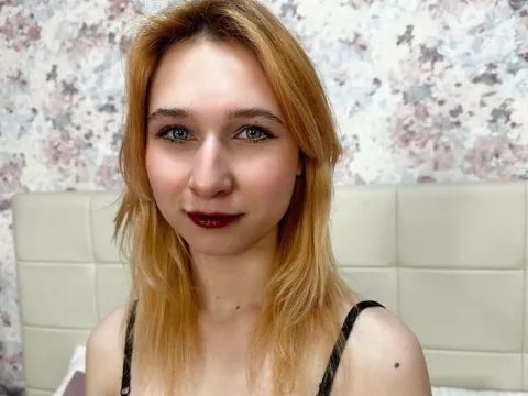 adult webcam model EmberAdams