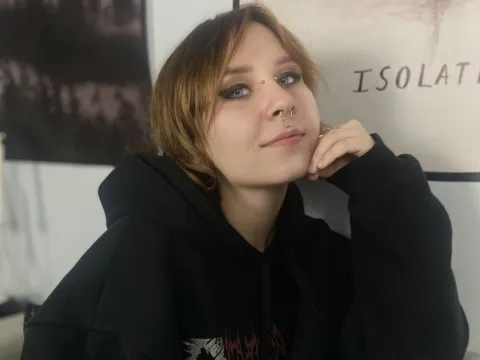 live webcam chat model EmiliaHunter