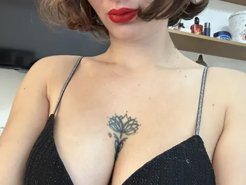 chatroom sex model EmilyHigh