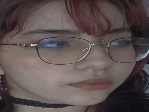 web cam sex model EmilyRoar