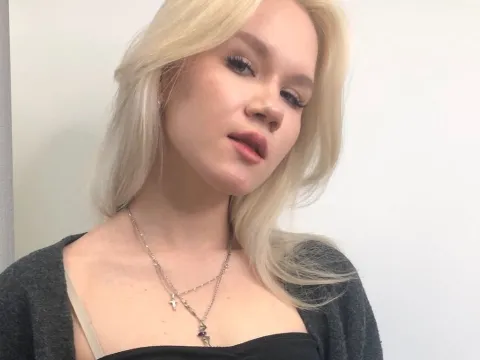 adult webcam model GaynaBeste