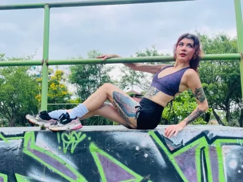 porn chat model HaniMasson