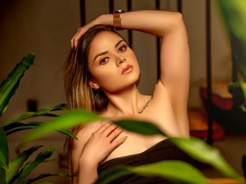 live webcam chat model HannaFerrara