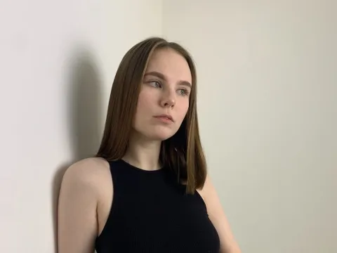 sex web cam model HenriettaHakey