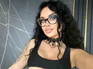 nude webcam chat model IngridSaint