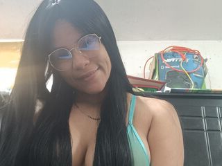 live online sex model IsabellaWa