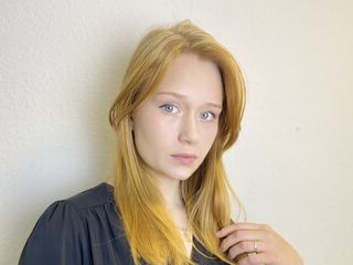 webcam show model JulianaDace