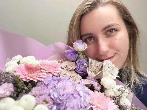 live sex site model JuviLoksar