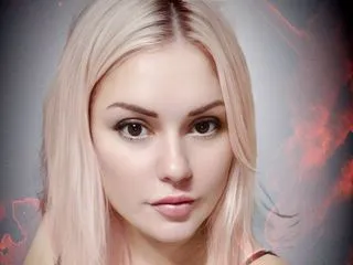 teen webcam model KarinaEvani