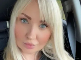 jasmine webcam model KarolinaBright