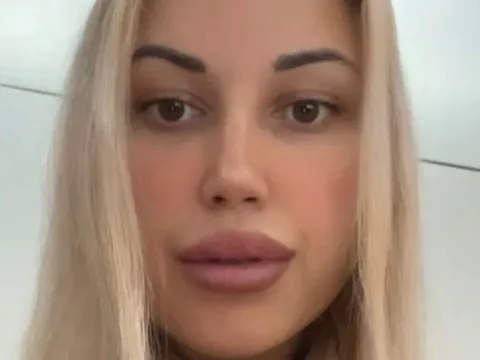 modelo de sex webcam chat KateyDolores