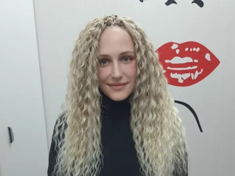 nude webcams model KatrinSan