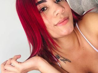 adult web cam model KeishyRivas