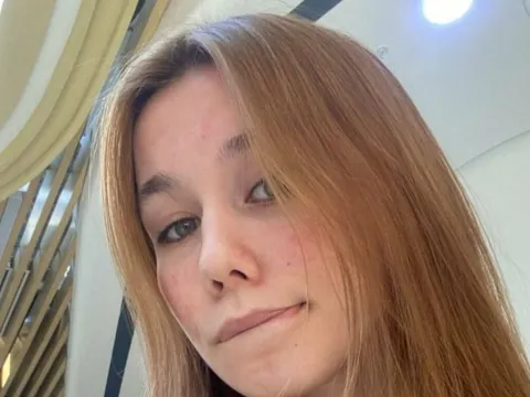 modelo de live sex chat KiraTwinkie