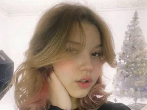 adult cam model KittyPeterson