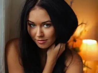 naked webcams model KlaraLauren