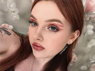 teen webcam model LiaLaird