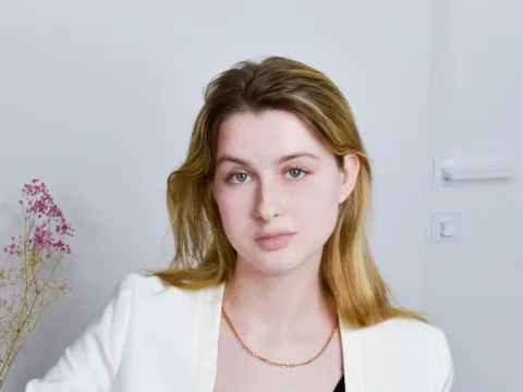 adult webcam model LikaMurray