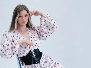 amateur teen sex model LiliBacker