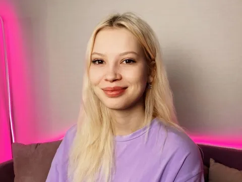 live webcam chat model LinaReim