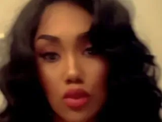 live webcam sex model LolaDrina