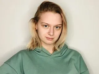 adult webcam model LoraFlynt