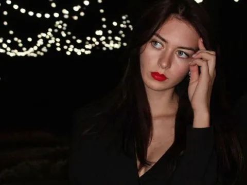 jasmin webcam model LuciaBenoit